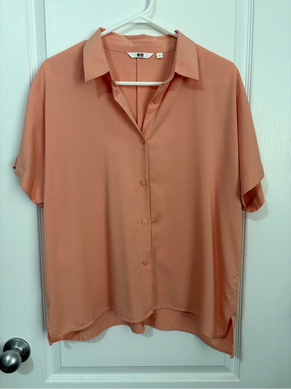 Uniqlo Coral Peach Short-Sleeve Button Down Shirt